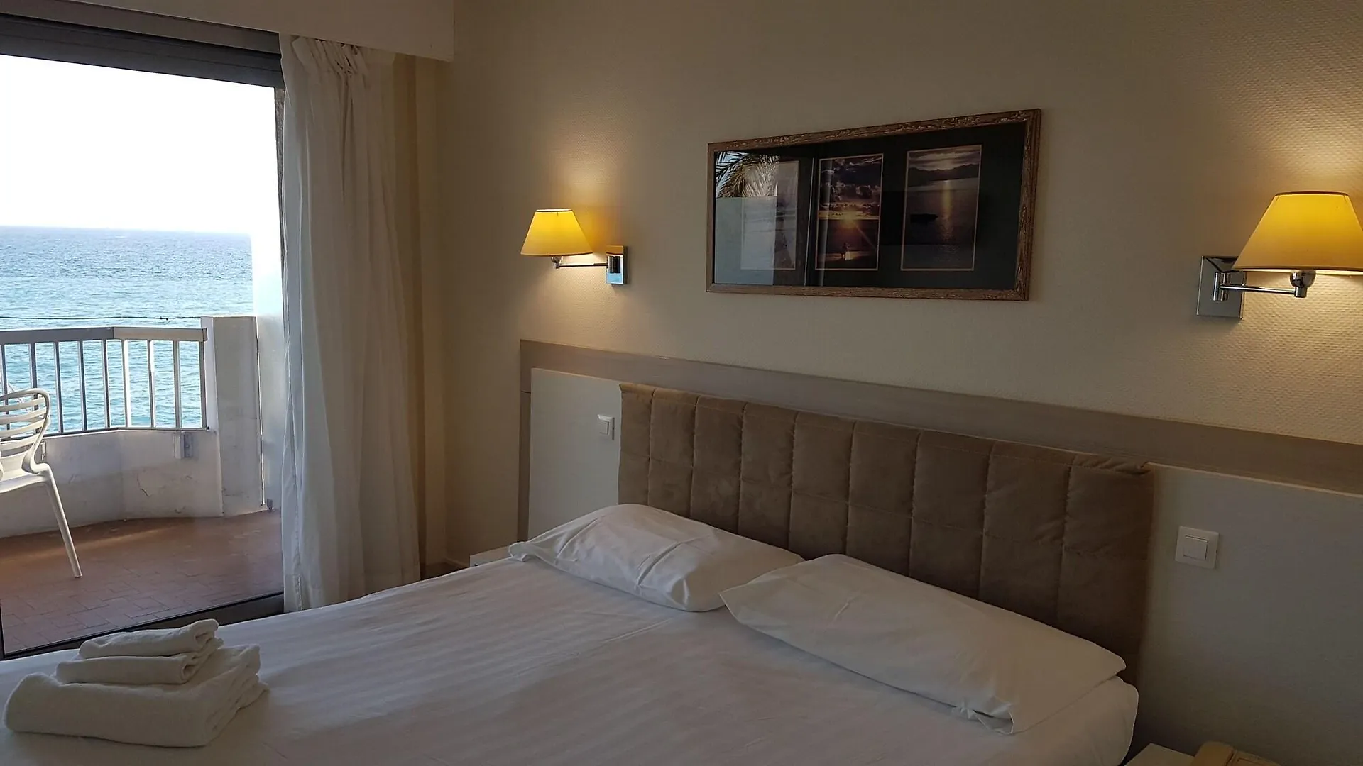 Hotel Le Dauphin Menton 3*,  France
