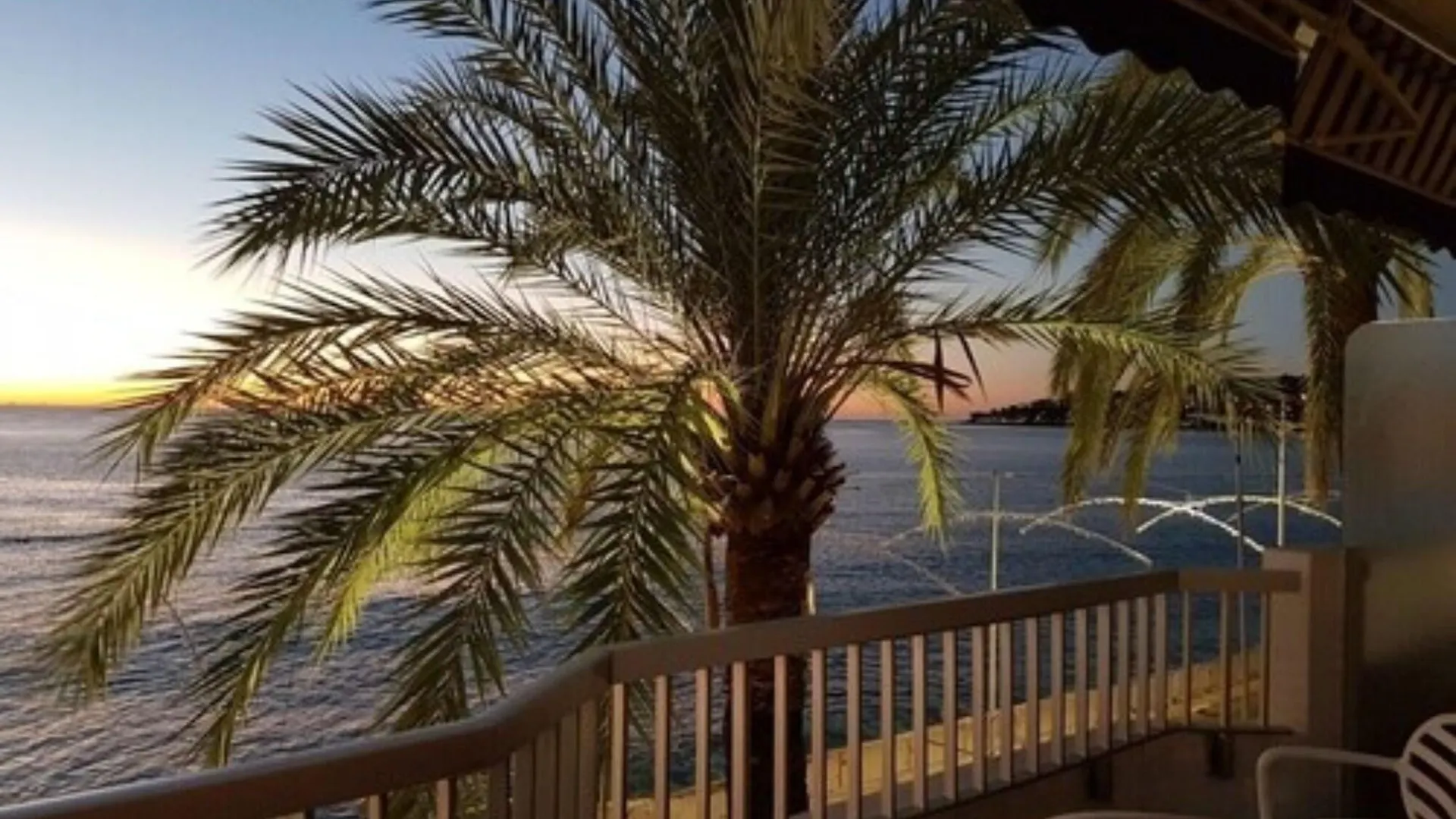 Hotel Le Dauphin Menton 3*,
